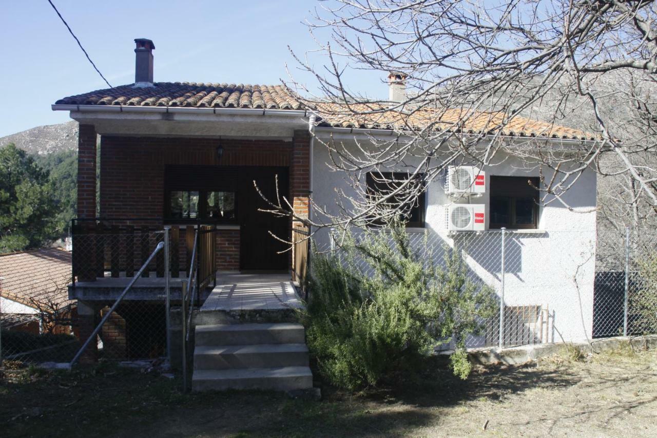 Casa Rural Las Pegueras Ávila Esterno foto