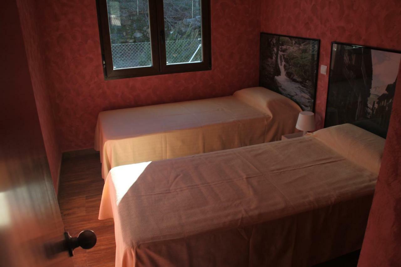 Casa Rural Las Pegueras Ávila Esterno foto